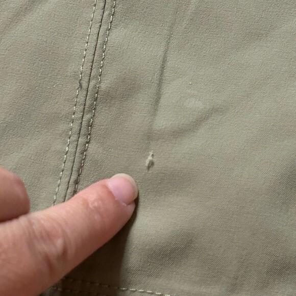 Columbia Omni-Shield Cropped Pants, Size 8 Tan Snap Drawstring Lightweight - Picture 12 of 13